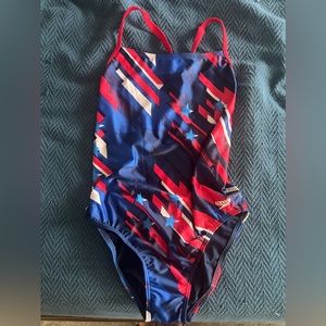 NWT speedo size 36 training suit!